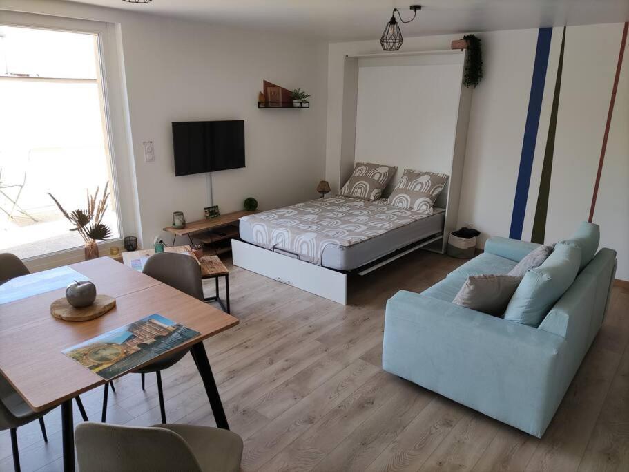 Appartement La Terrasse Des Bons Jours à Charleville-Mézières Extérieur photo